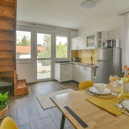 Happy Apartment