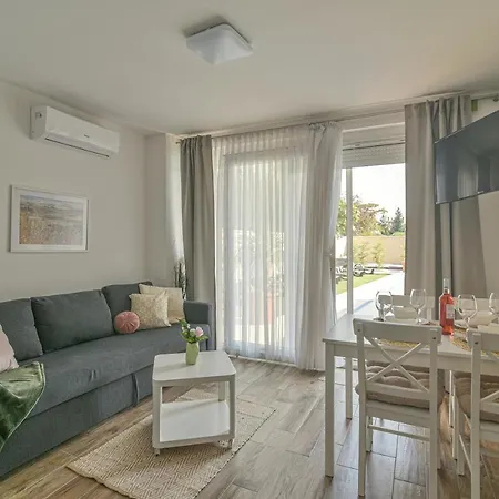 Happy Apartment Balatonlelle