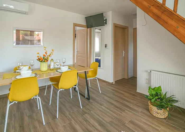 Happy Apartament *